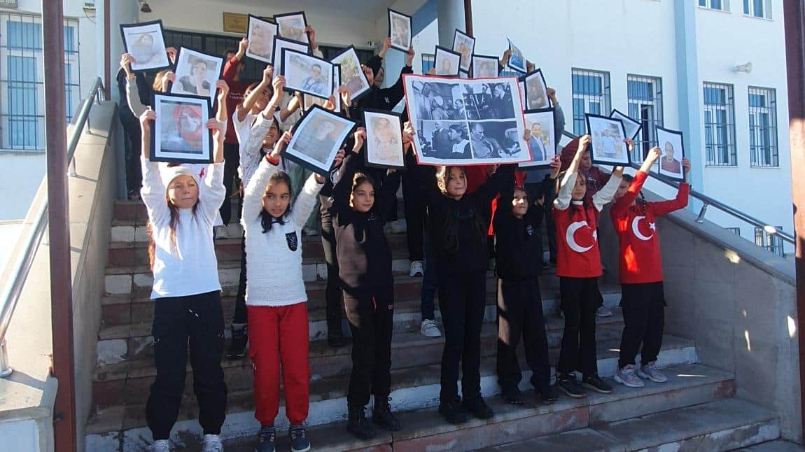 24 Kasım Öğretmenler Gününü Kutladık